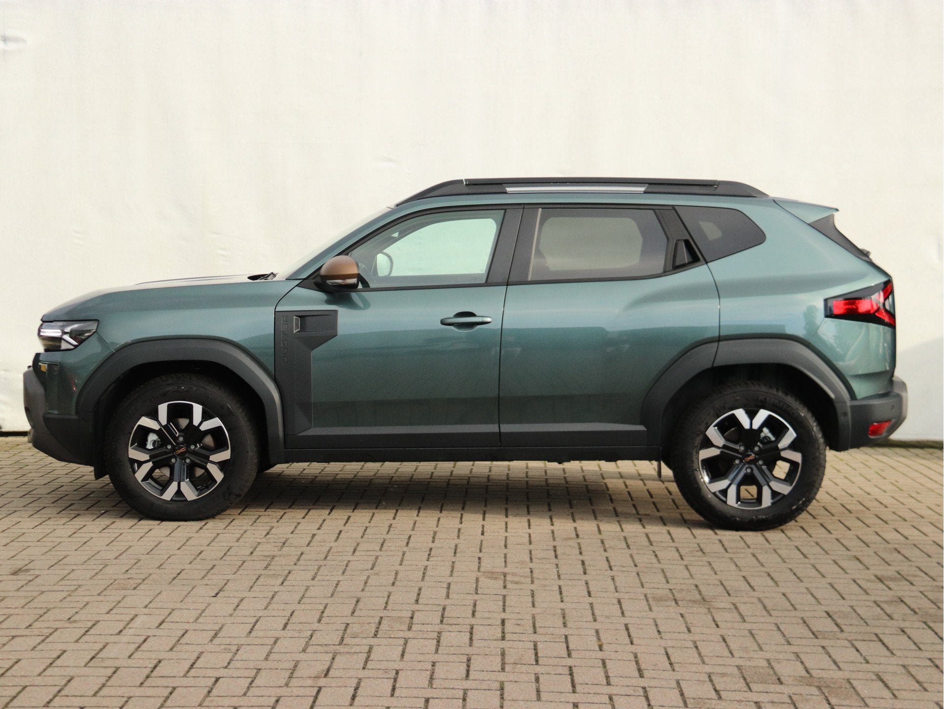 Dacia Duster 1.6 Hybrid 140 Extreme AUTOMAAT / PACK ASSIST /, Auto's, Dealer onderhouden, Gebruikt, 4 cilinders, Duster
