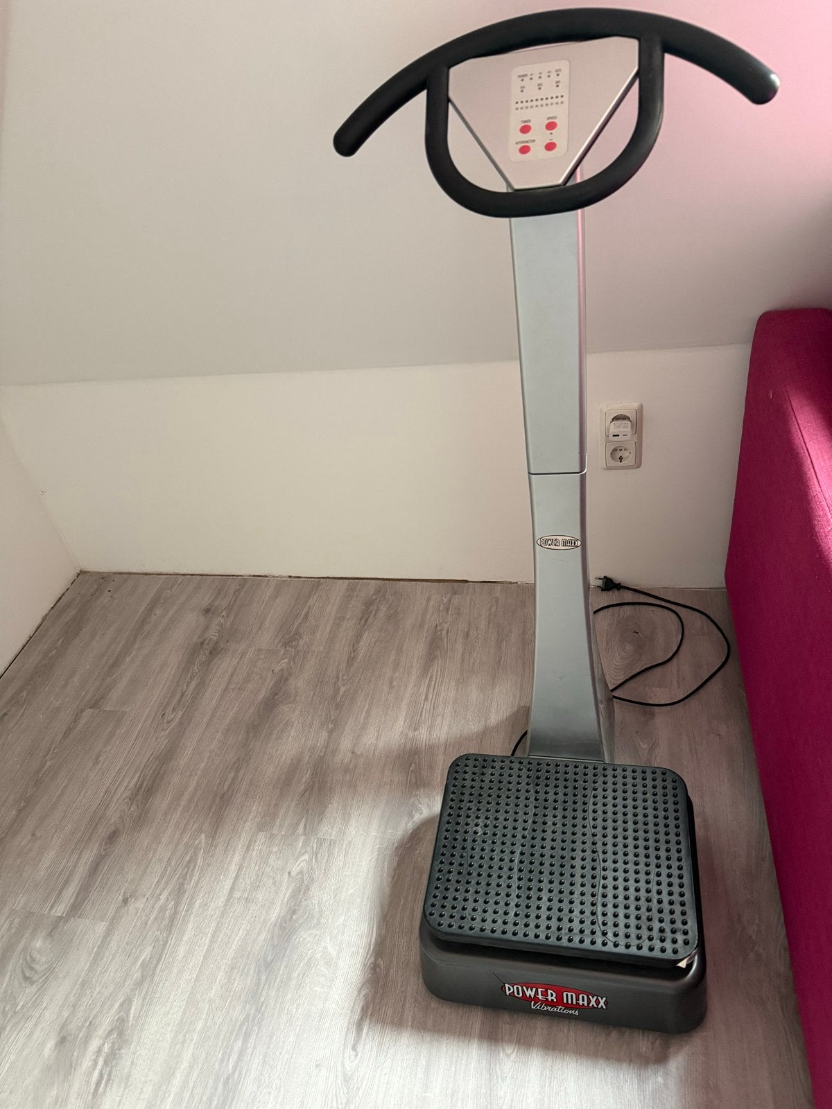 Power Maxx Vibrations Trilplaat - Zo goed als nieuw, Ophalen, Trilplaat, Armen, Zo goed als nieuw
