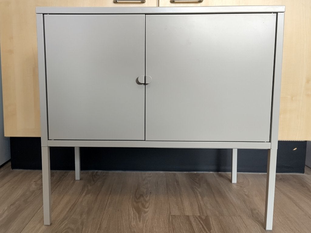IKEA Lixhult metalen kast, grijs, Ophalen, Zo goed als nieuw