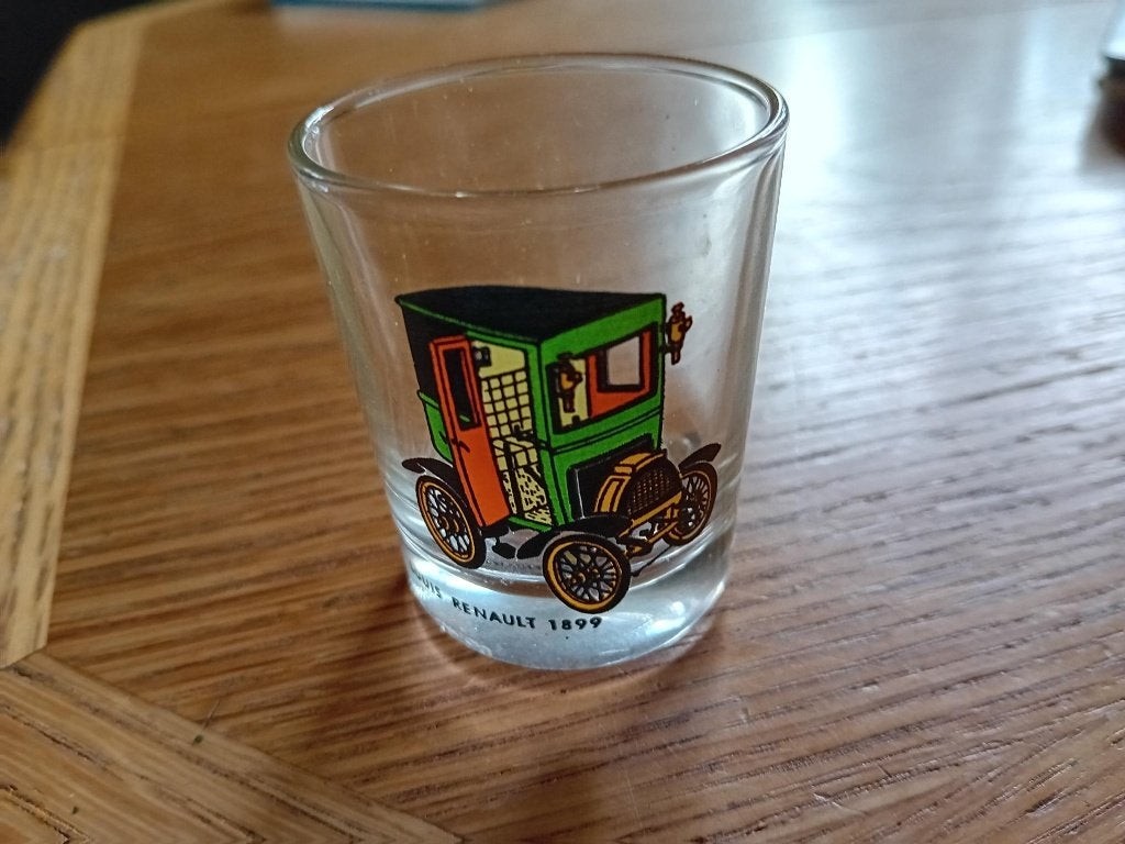 Louis Renault 1899 borrelglaasje 5cm, Verzamelen, Glas en Borrelglaasjes, Ophalen of Verzenden, Zo goed als nieuw, Bierglas