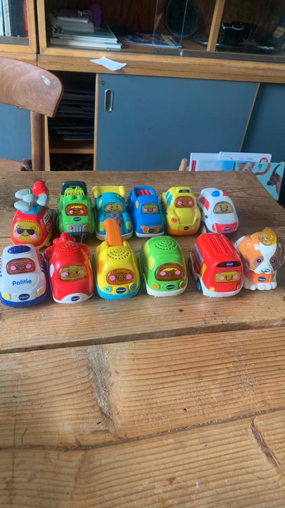VTech "Toet Toet Auto” set van 12, Ophalen of Verzenden, Gebruikt, 6 maanden tot 2 jaar