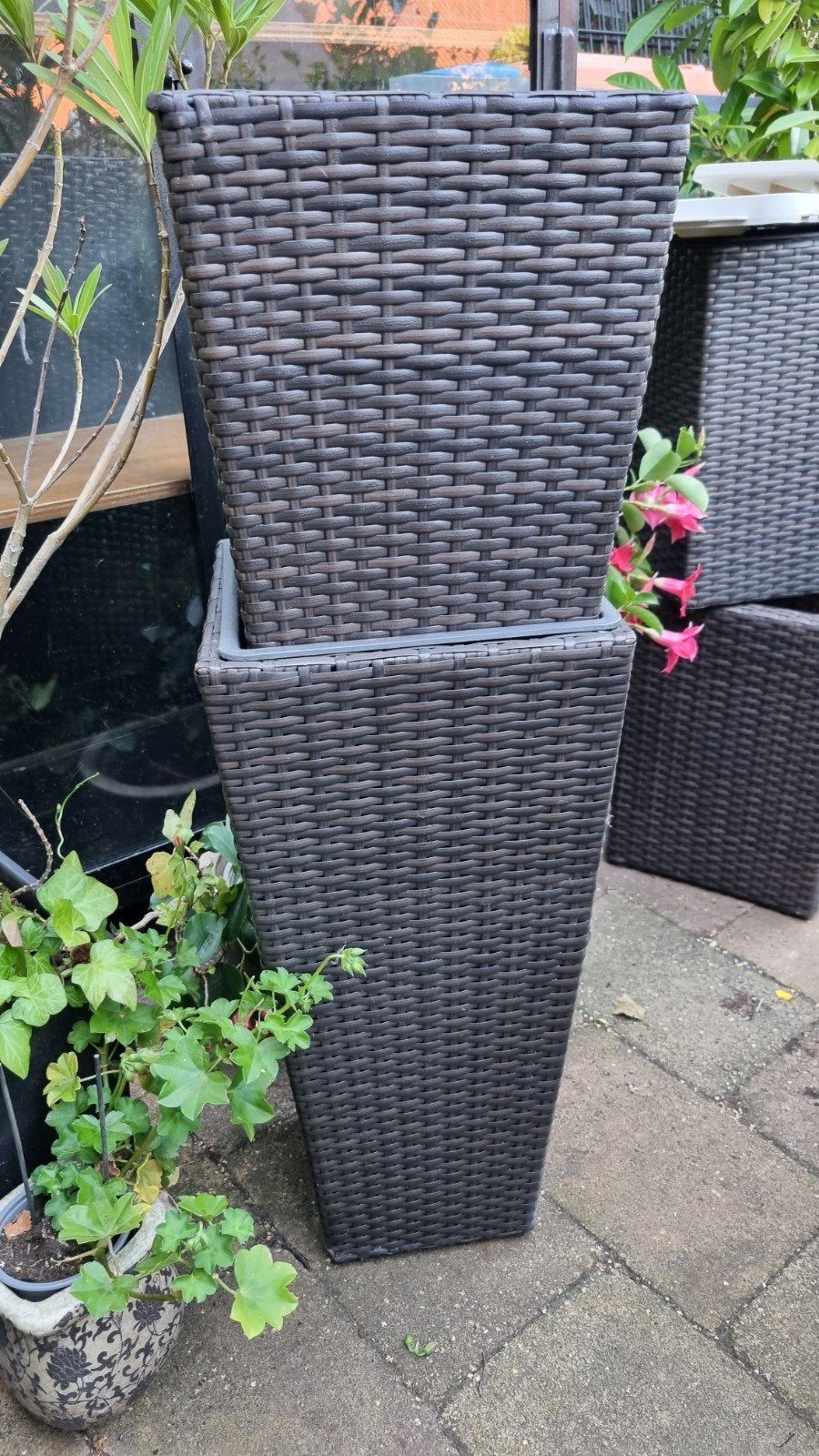 set van 4 wicker plantenbakken, Tuin en Terras, Ophalen, Kunststof, Gebruikt, Minder dan 60 cm