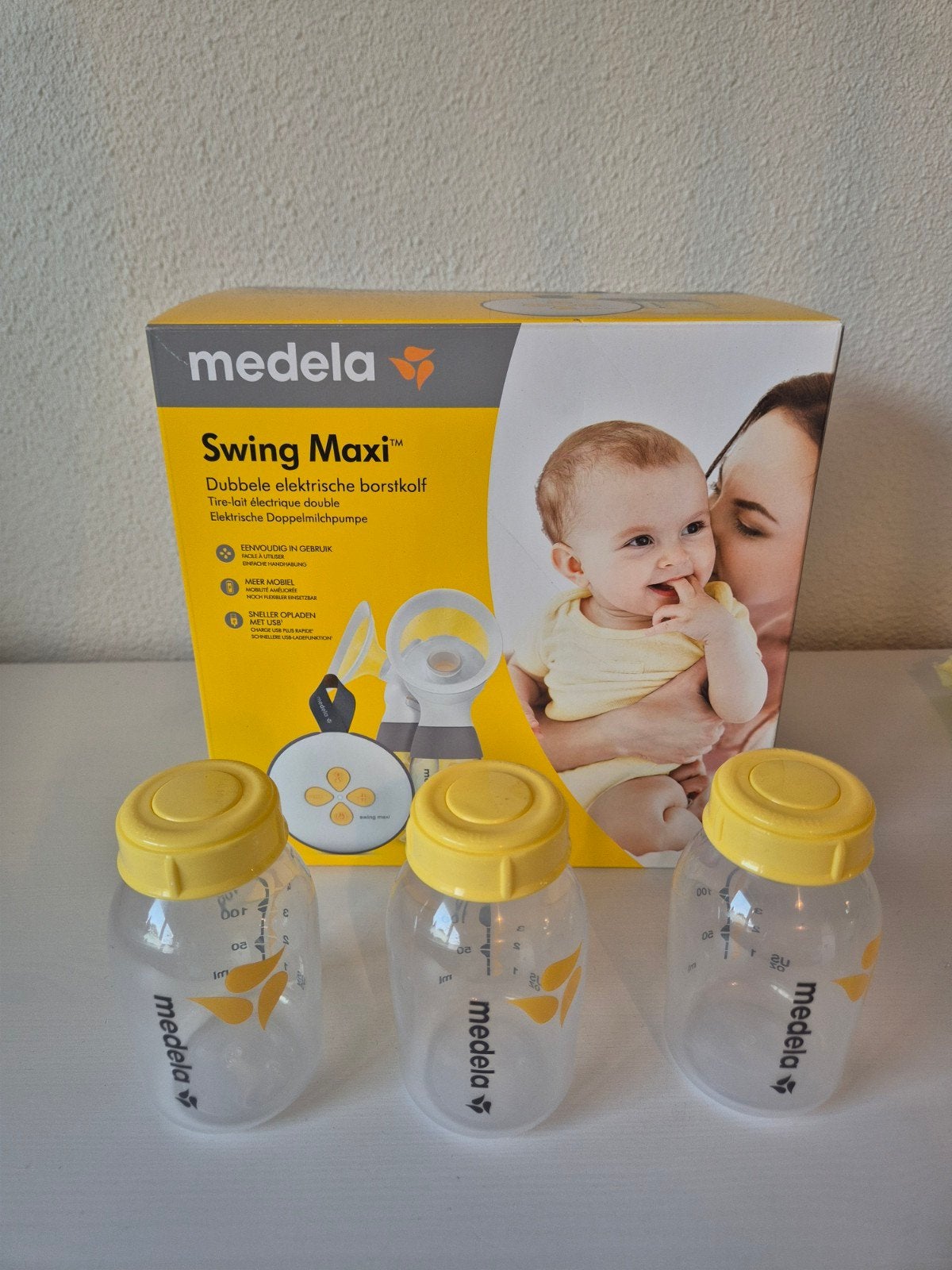 Medela Swing Maxi Dubbele Elektrische Borstkolf + 3 Flessen, Dubbelzijdig, Medela, Borstkolf, Ophalen of Verzenden
