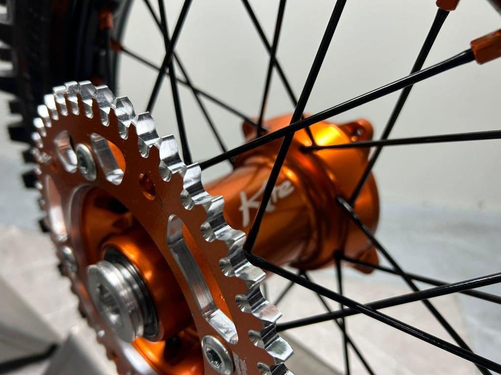 Kite Factory Elite Kleine wielen KTM 85 14 /17 inch, Motoren, Kite Wheels, Nieuw, Ophalen of Verzenden, Info@kite.com
