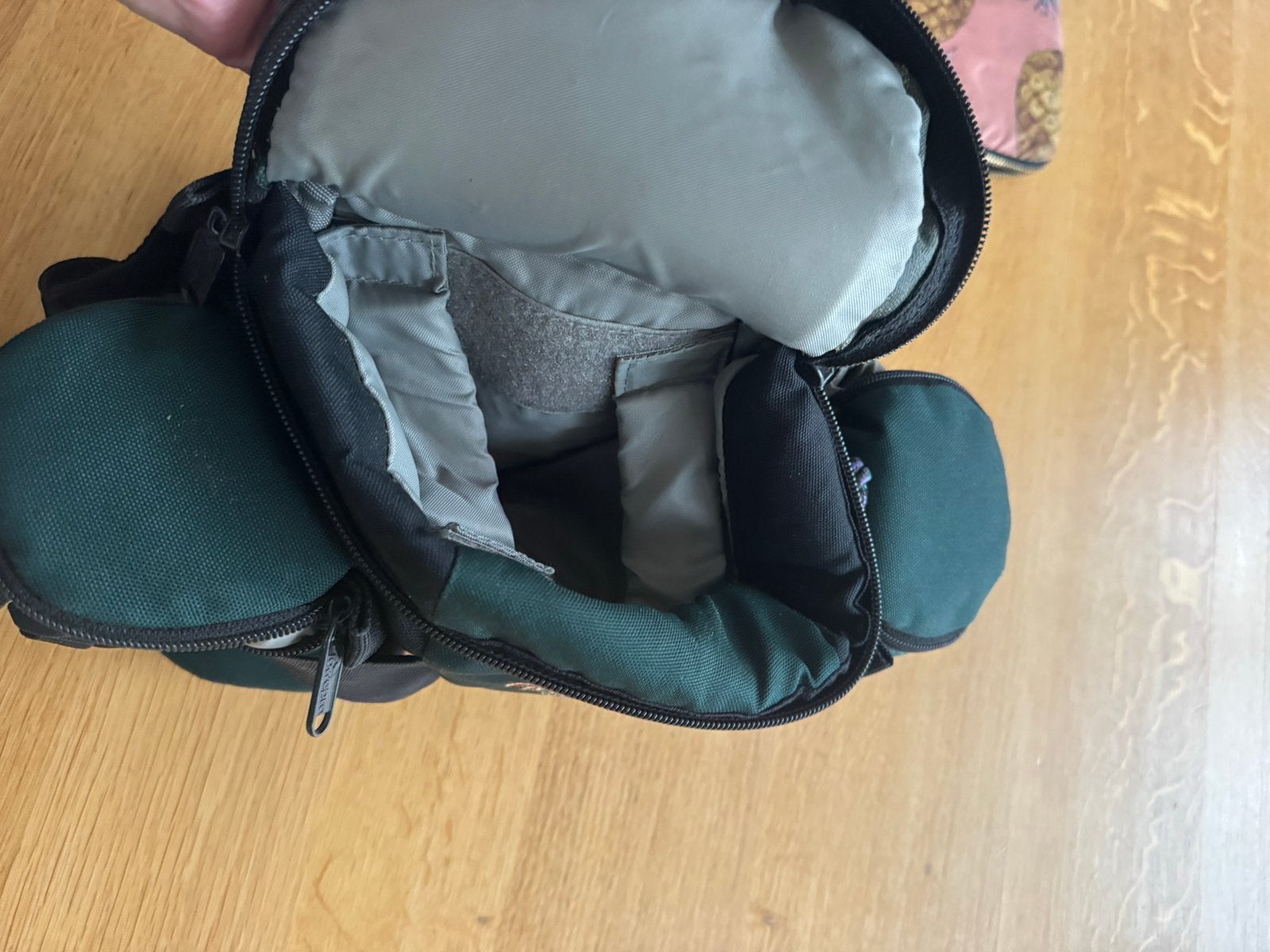 Lowepro Off Trail 1 Cameratas - Heuptas, Lowepro, Gevoerd, Ophalen of Verzenden, Zo goed als nieuw