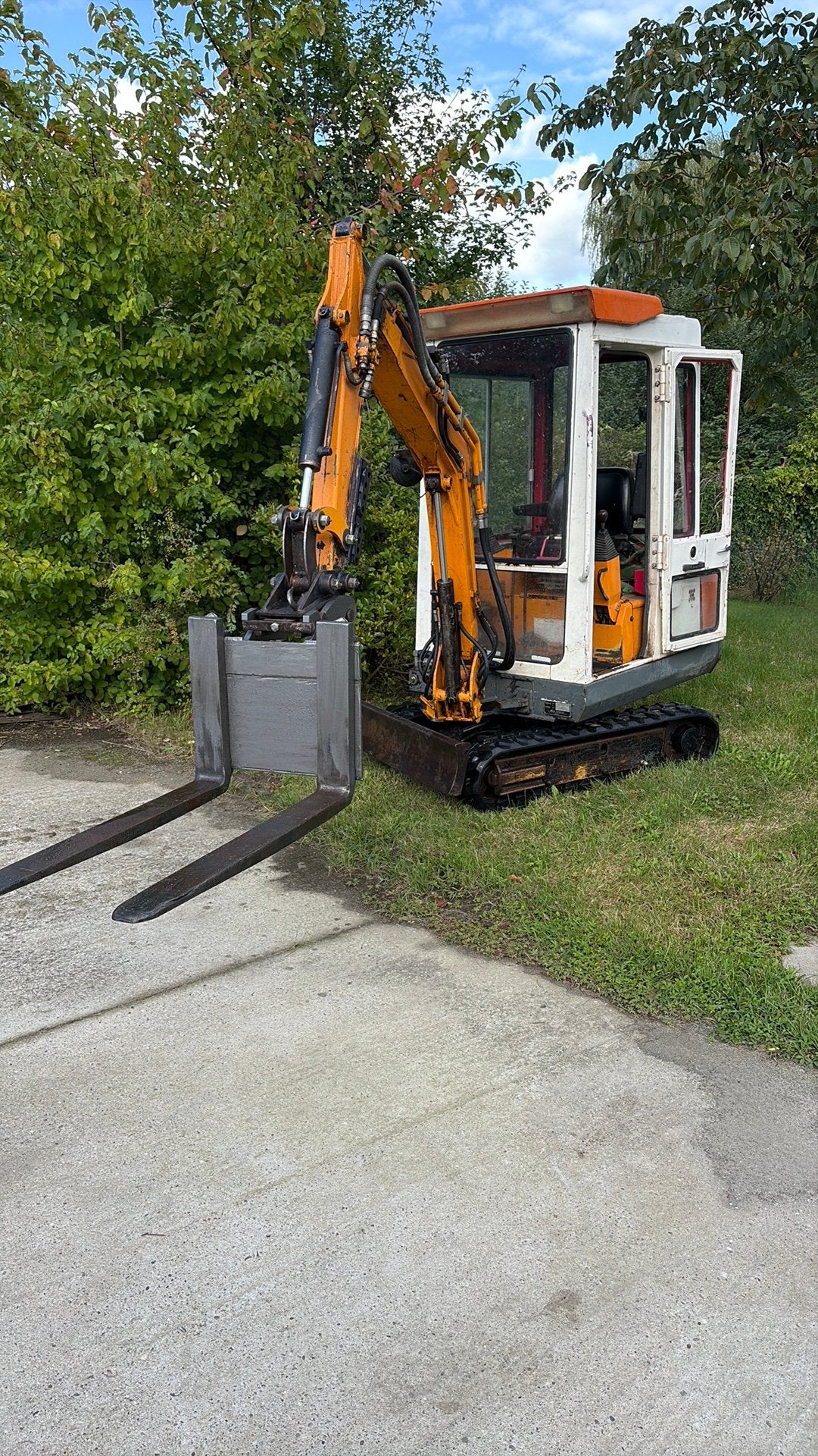 Minigraver in principe verkocht, Ophalen, Graafmachine