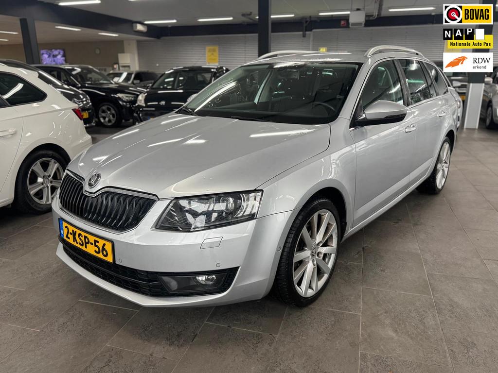 Skoda Octavia Combi 1.4 TSI Greentech Elegance Businessline, Auto's, Skoda, Voorwielaandrijving, Euro 5, Stof, Gebruikt