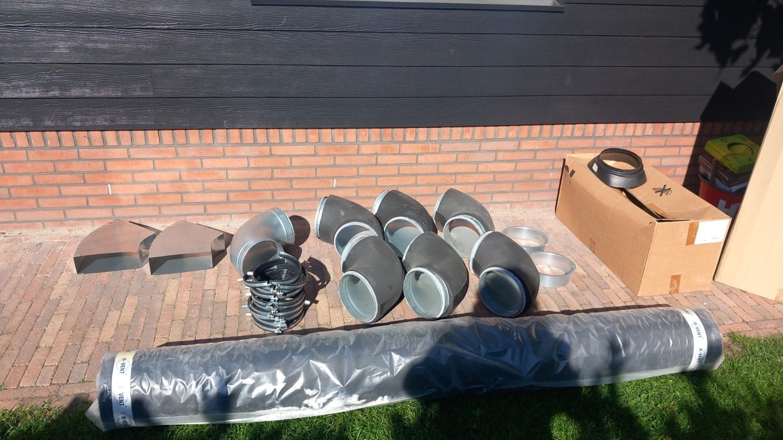 Geïsoleerde ventilatiebuis met bochten, Ophalen, Nieuw