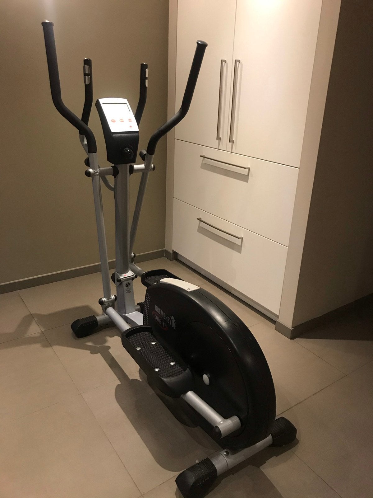 Orbit Trend Crosstrainer, Ophalen, Zo goed als nieuw, Rug, Crosstrainer