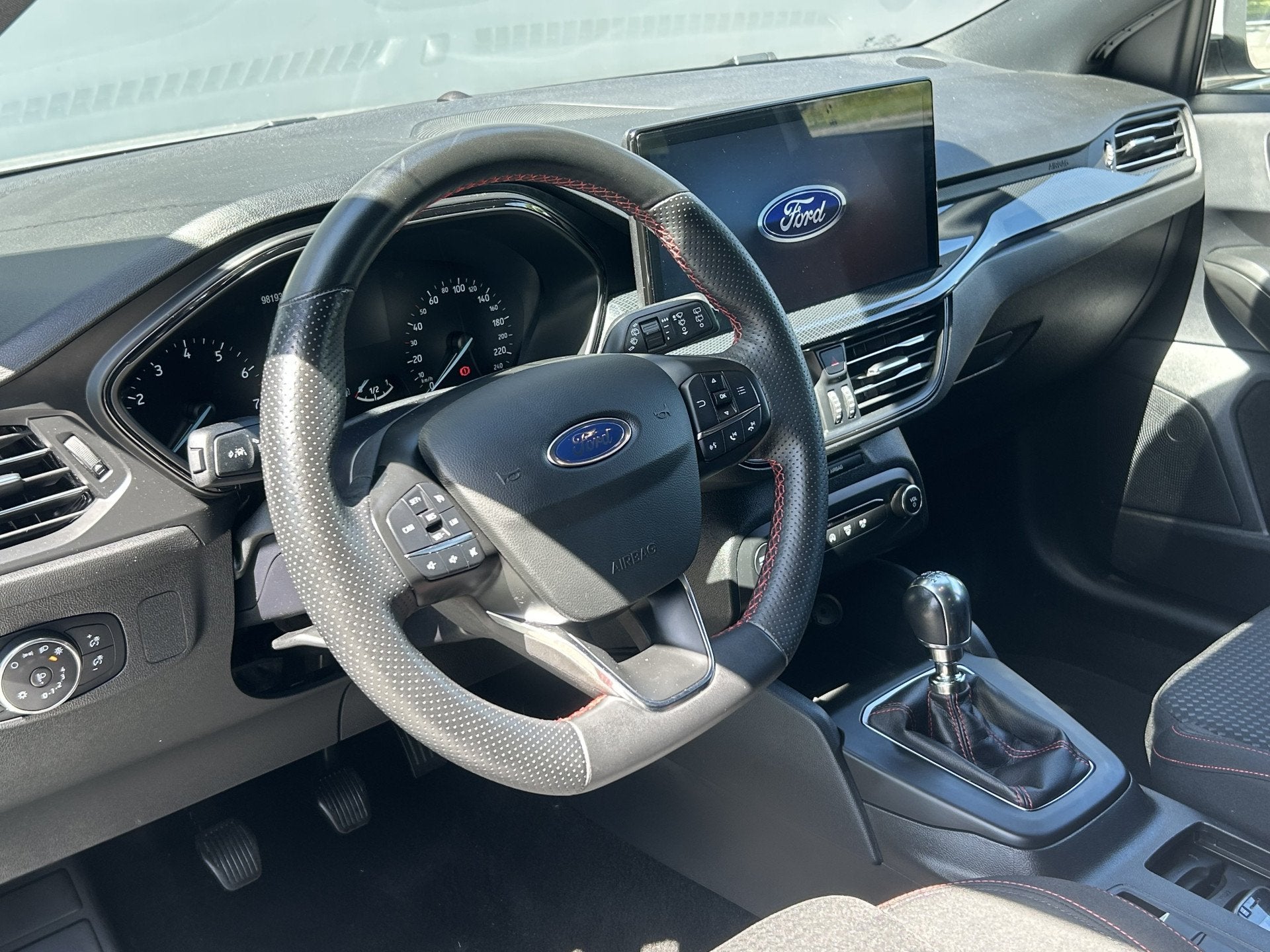 Ford FOCUS Wagon BWJ 2022 | 1.0T 126PK Hybrid ST Line NW MOD, Gebruikt, Origineel Nederlands, Handgeschakeld, 19 km/l