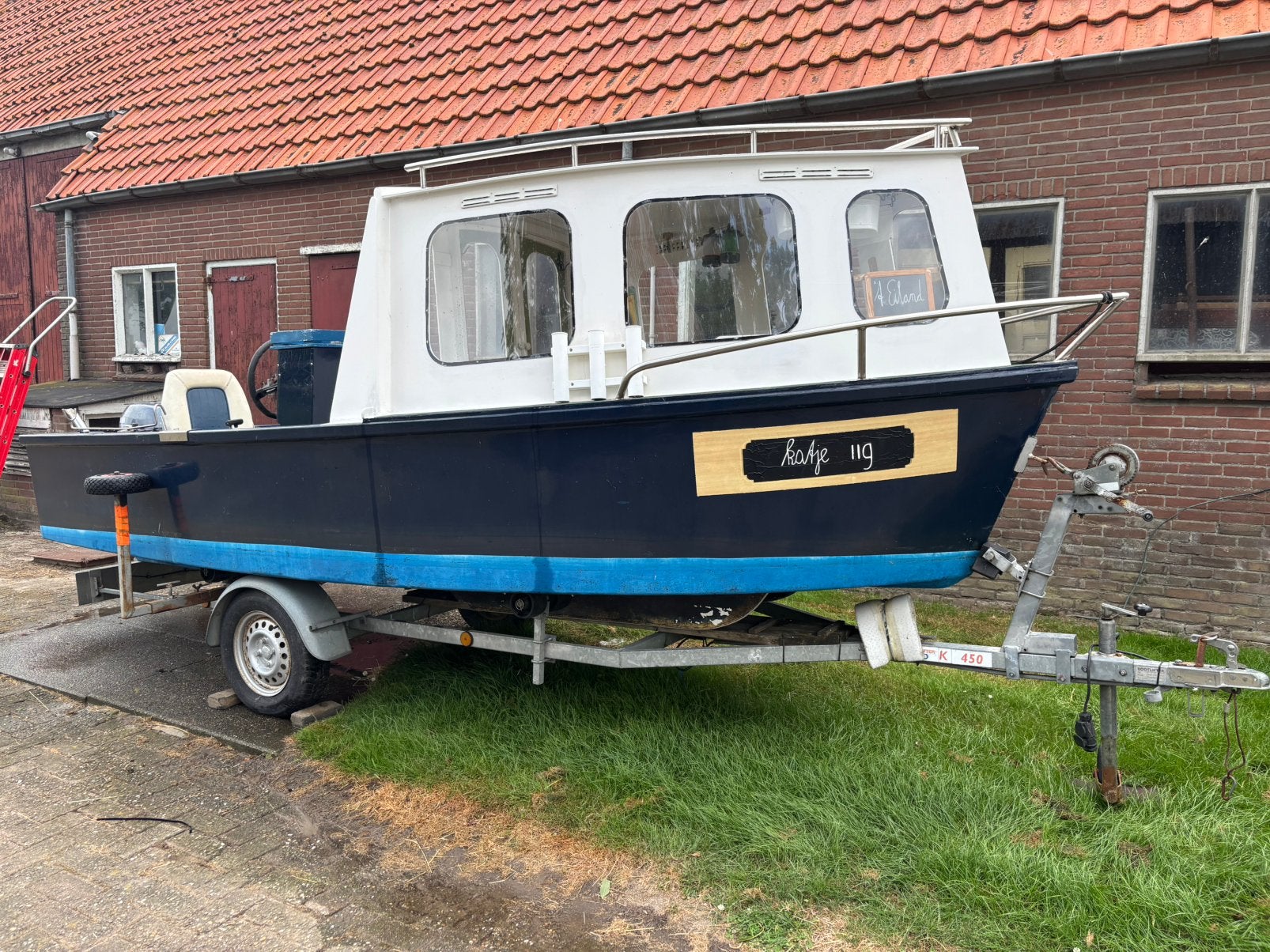 Visboot karperboot kajuitboot motorboot, Watersport en Boten, Benzine, 8 pk, Gebruikt, Kajuitboot