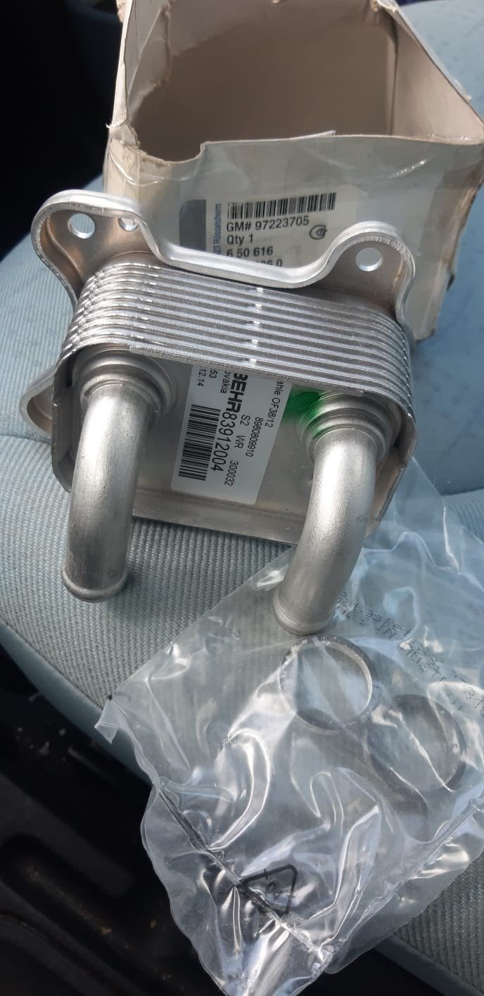 Nieuwe Behr oliekoeler GM 97223705 Opel 1.7/1.9 CDTI, Auto-onderdelen, Motor en Toebehoren, Ophalen of Verzenden, Nieuw, Opel