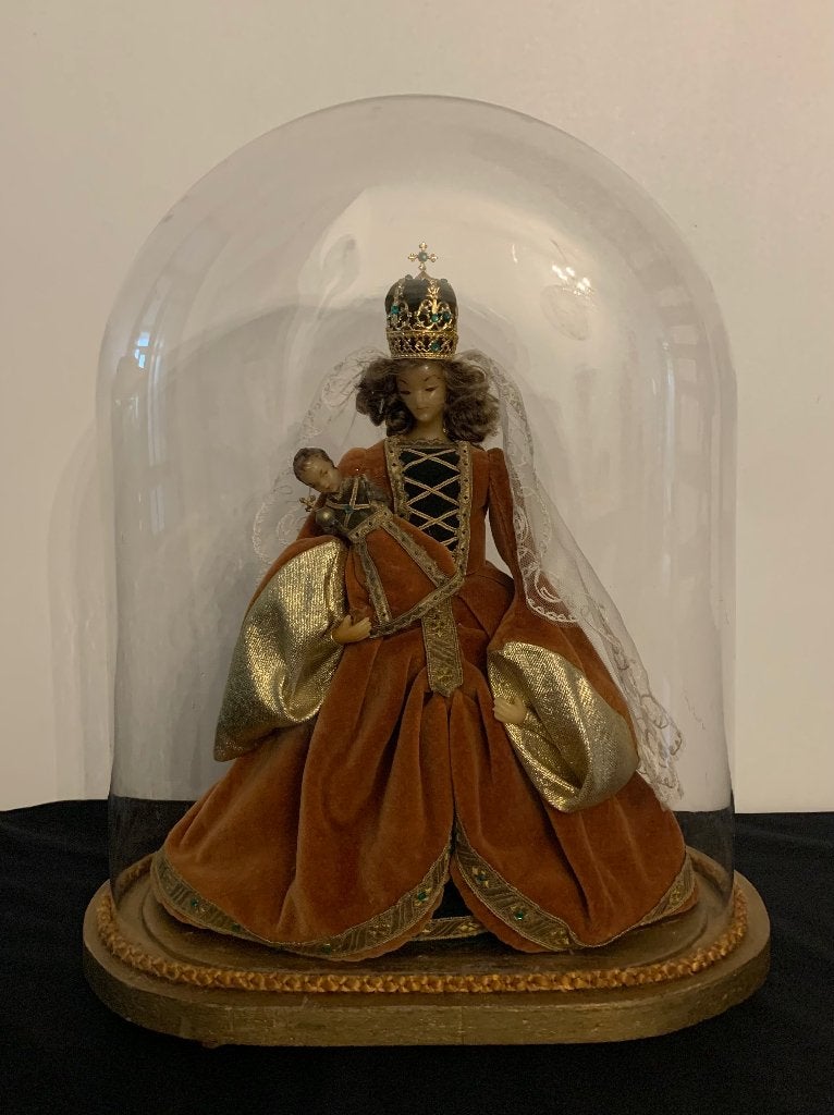 Maria met Jezus onder Stolp Wax, Ophalen