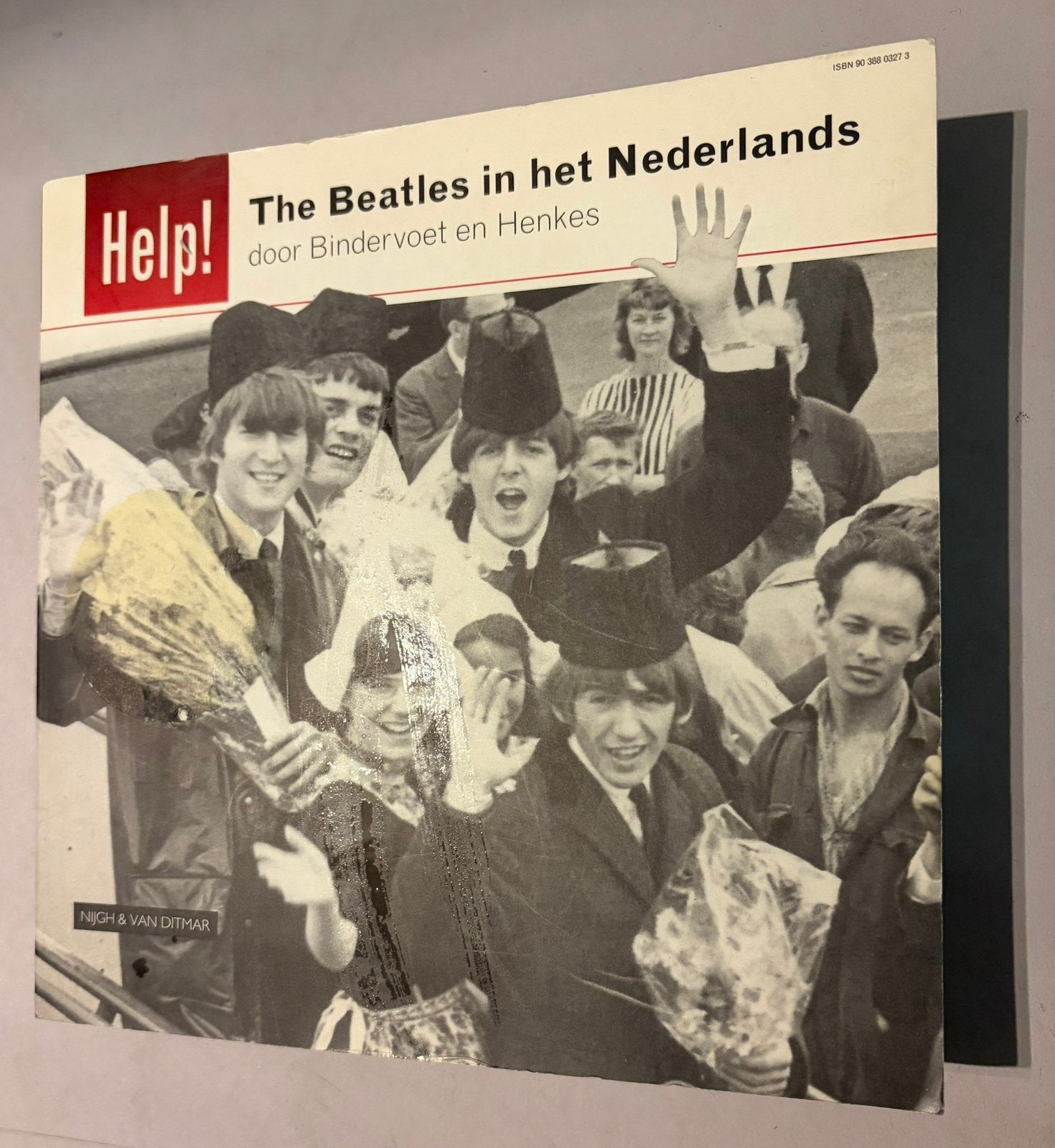 Help! The beatles in het Nederlands, Boeken, Ophalen of Verzenden, Gelezen, Artiest
