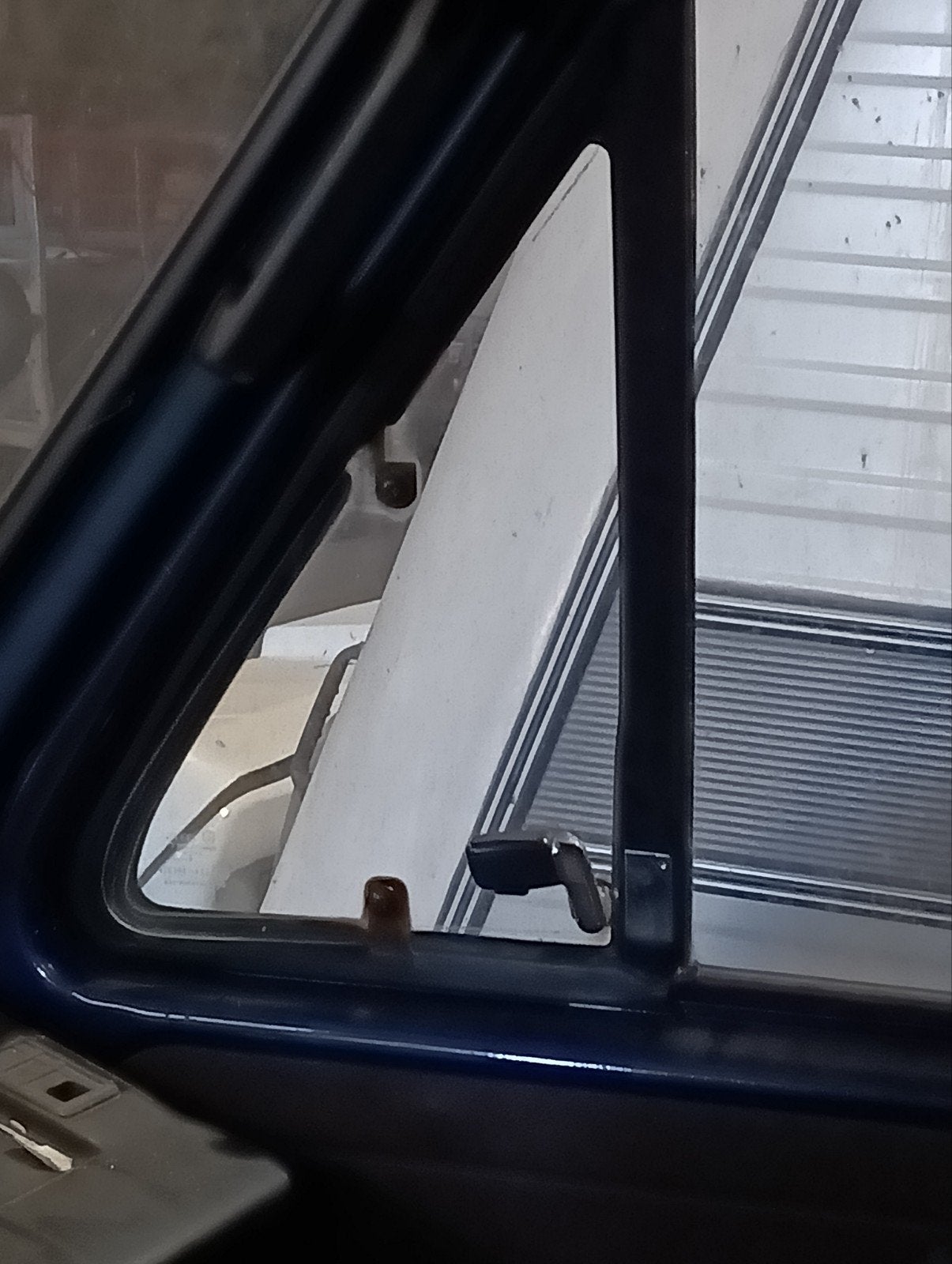 klapraampjes /rokers raampjes vw t3, Ophalen, Gebruikt, Universele onderdelen