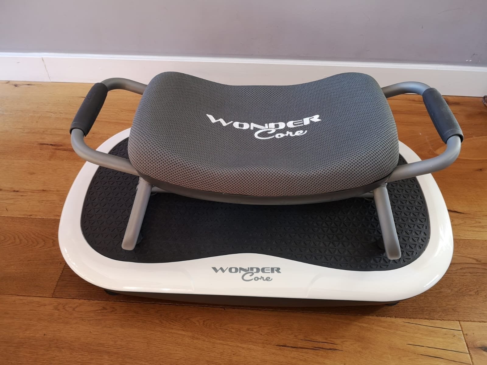 Wonder Core Rock N Fit trilplaat met stoel, Ophalen, Kunststof, Trilplaat, Zo goed als nieuw