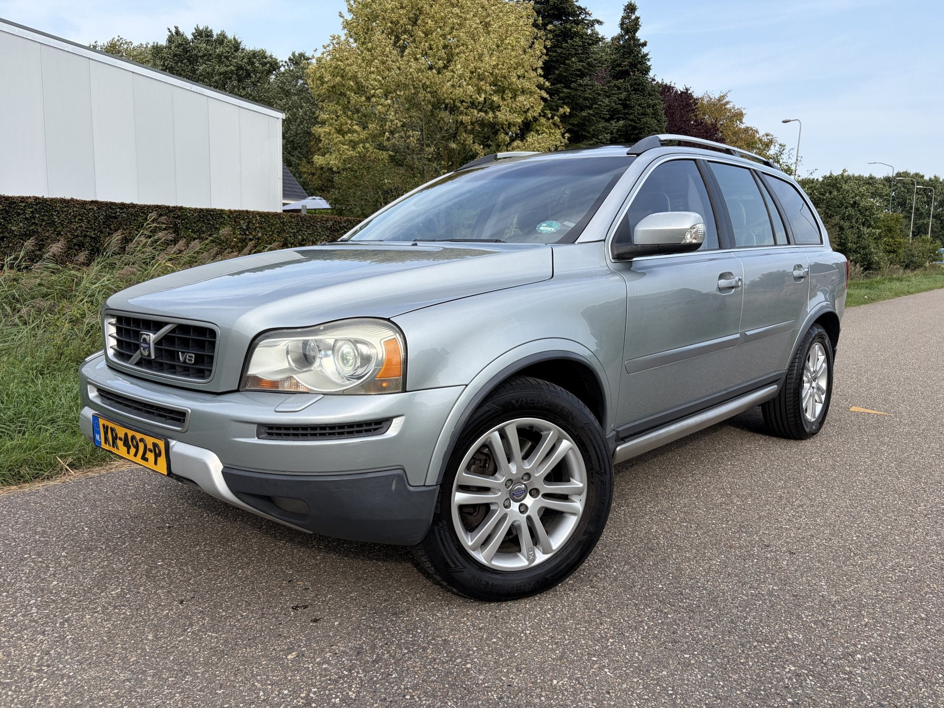 Volvo XC90 4.4 V8 R-Design / AUTOMAAT / SCHUIFDAK / 7 PERSOO, Gebruikt, 8 cilinders, 138 €/maand, 7 stoelen