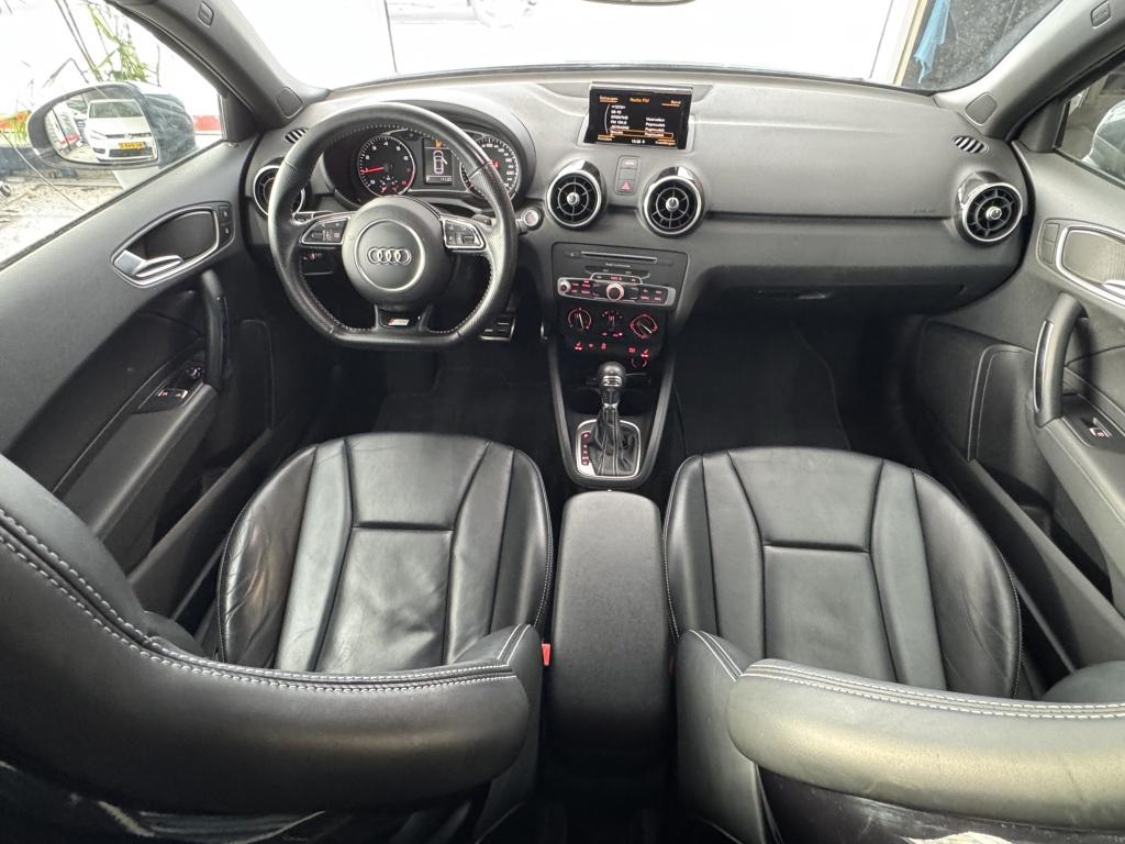Audi A1 1.8 TFSI 192PK! S-LINE | SCHAALSTOELEN! | STOELVERW., Automaat, Euro 6, 4 stoelen, 620 kg