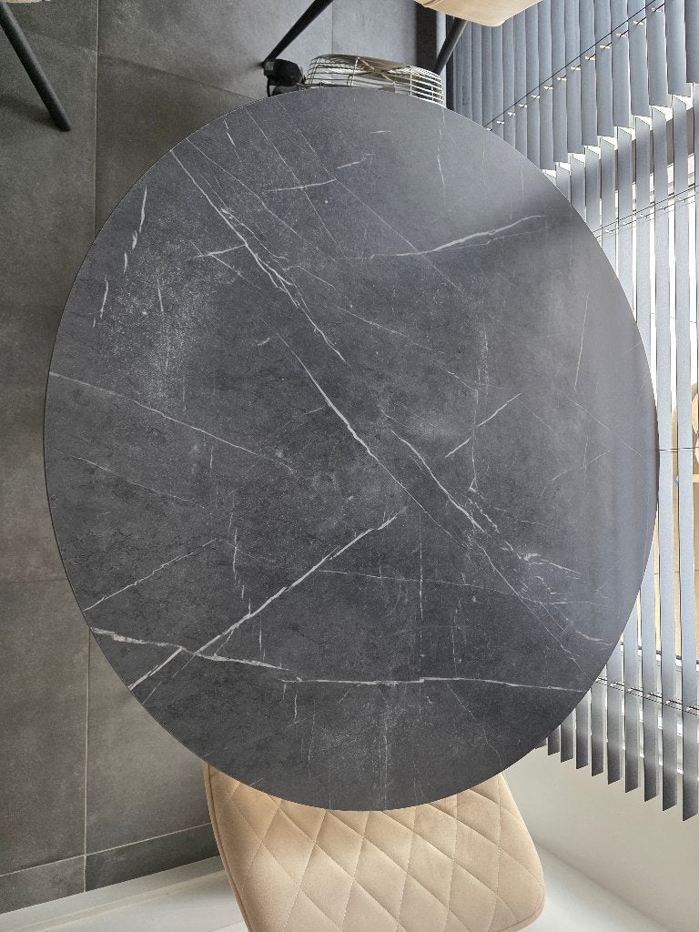 Eettafel, Ophalen, Rond, Zo goed als nieuw, Vier personen