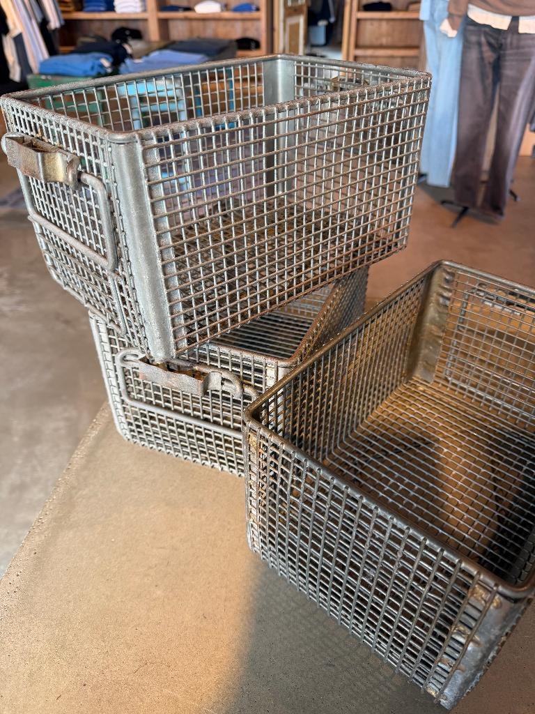 mandjes, Ophalen, Overige materialen, Gebruikt, Mand