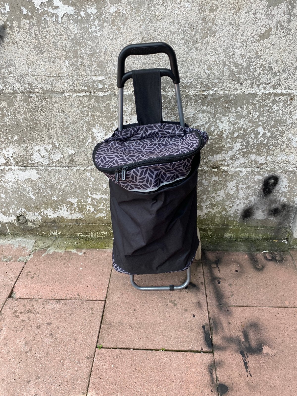 Hem Boodschappentrolley 53l Zwart – Boodschappenwagen Met, Ophalen of Verzenden, Zo goed als nieuw, Zwart, 30 cm of meer