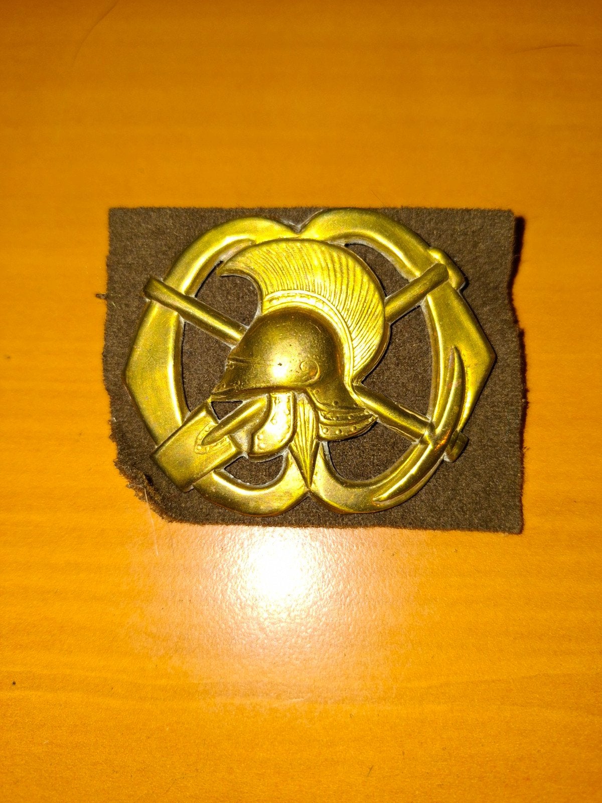 baretembleem pioniers, Ophalen of Verzenden, Landmacht, Nederland, Embleem of Badge