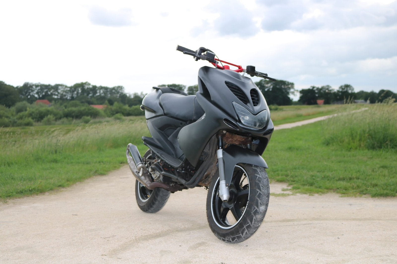 Yamha aerox 70cc, Fietsen en Brommers, Scooters | Yamaha, Ophalen, Zo goed als nieuw, Tweetakt, Aerox