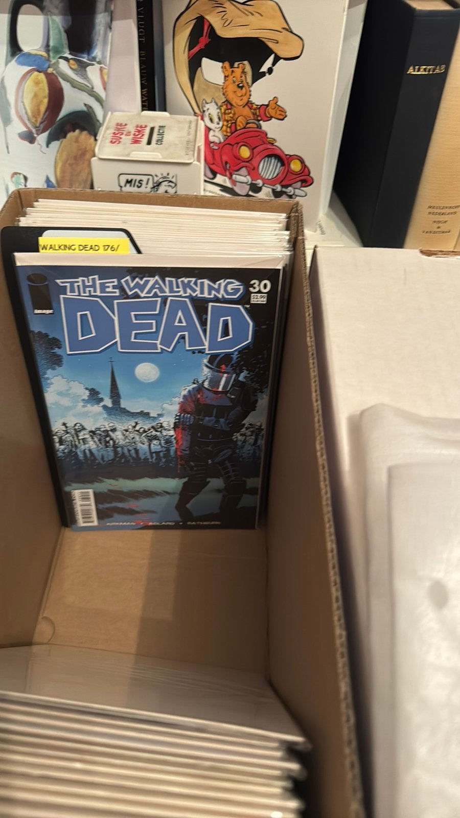 156 * The Walking Dead, # 25 - 30 en #51 - 193, Kirkman, Amerika, Ophalen of Verzenden, Zo goed als nieuw, Robert Kirkman
