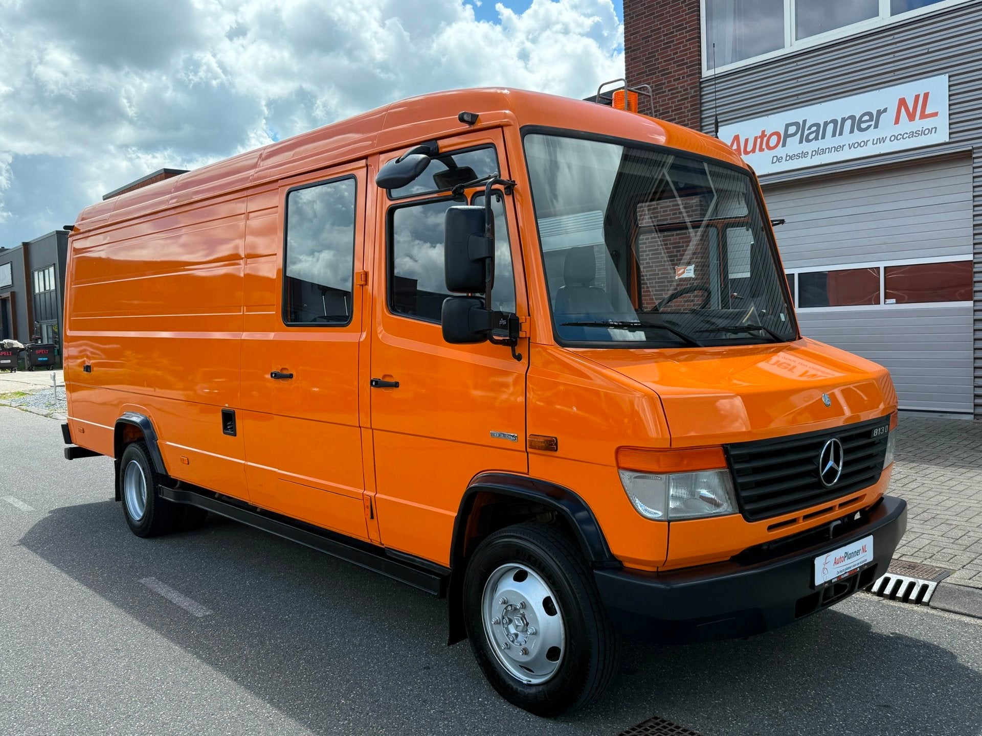 Mercedes-Benz Vario 813D! 4X2! Ex-Brandweer! 7-Persoons!, Gebruikt, 129 pk, 7 stoelen, Bedrijf