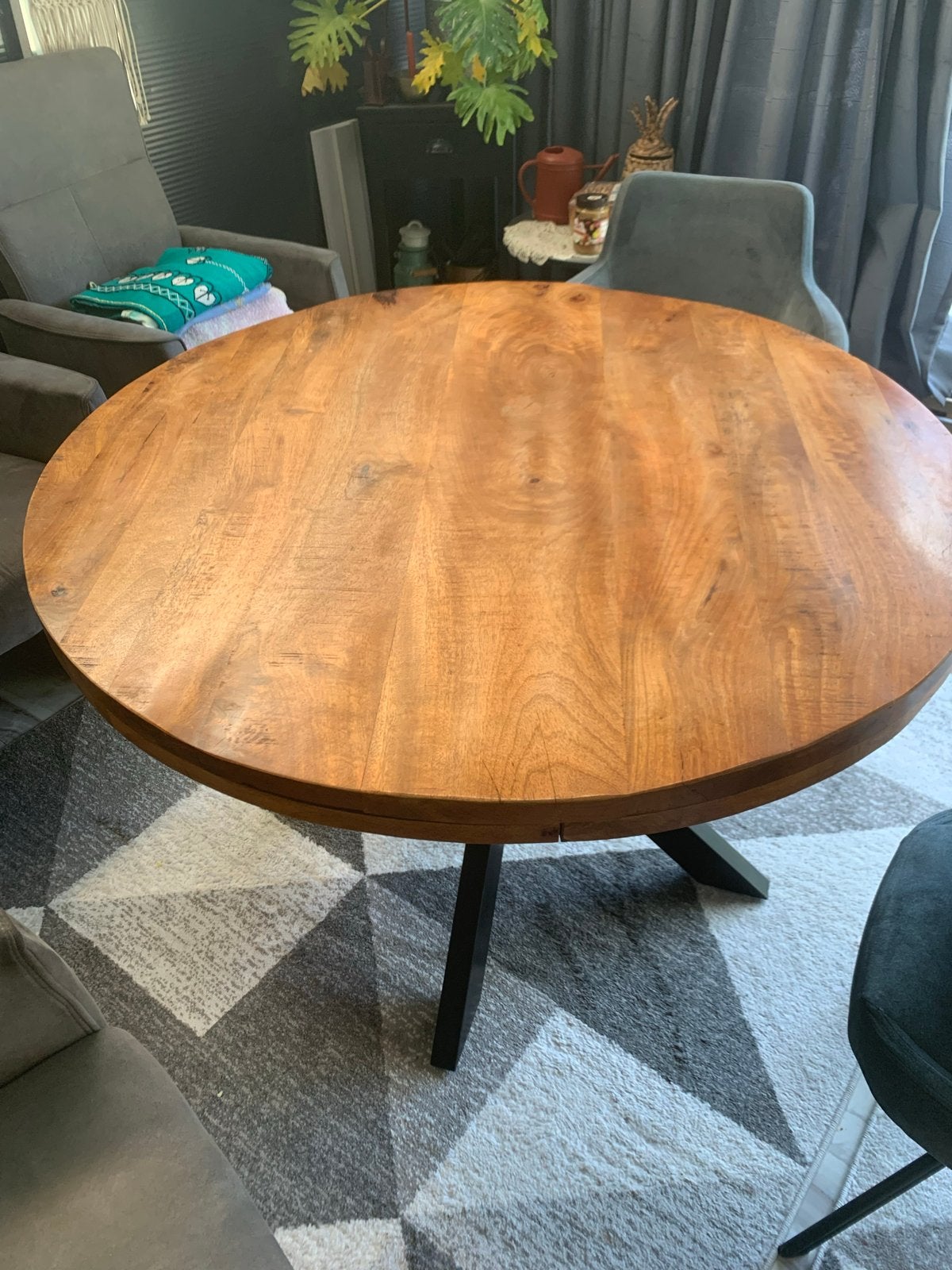 Ronde eettafel mangohout met zwarte spinpoot (120cm), 100 tot 150 cm, Rond, Ophalen of Verzenden, Zo goed als nieuw