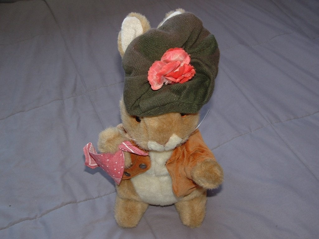 EDEN KONIJN VAN BEATRIX POTTER PLUCHE BEIGE/WIT MET, Kinderen en Baby's, Ophalen of Verzenden, Nieuw, Overige typen