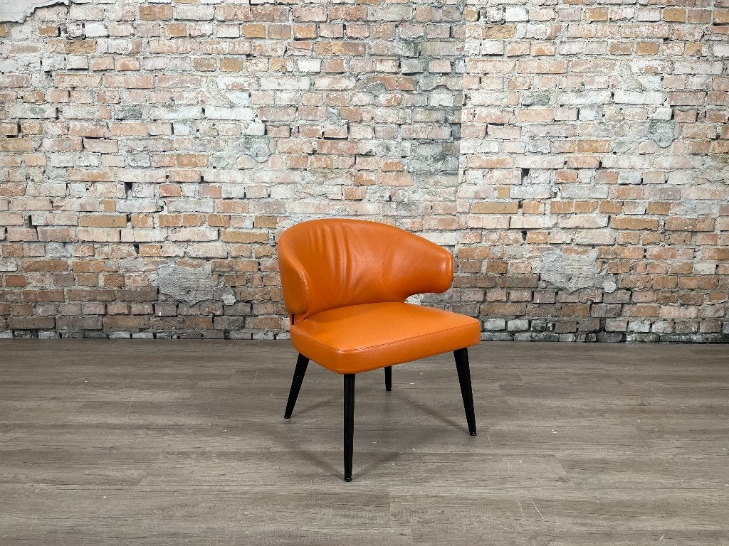 Minotti Aston Fauteuil – Oranje leer | Rodolfo Dordoni, Ophalen, Minder dan 75 cm, Design, Zo goed als nieuw