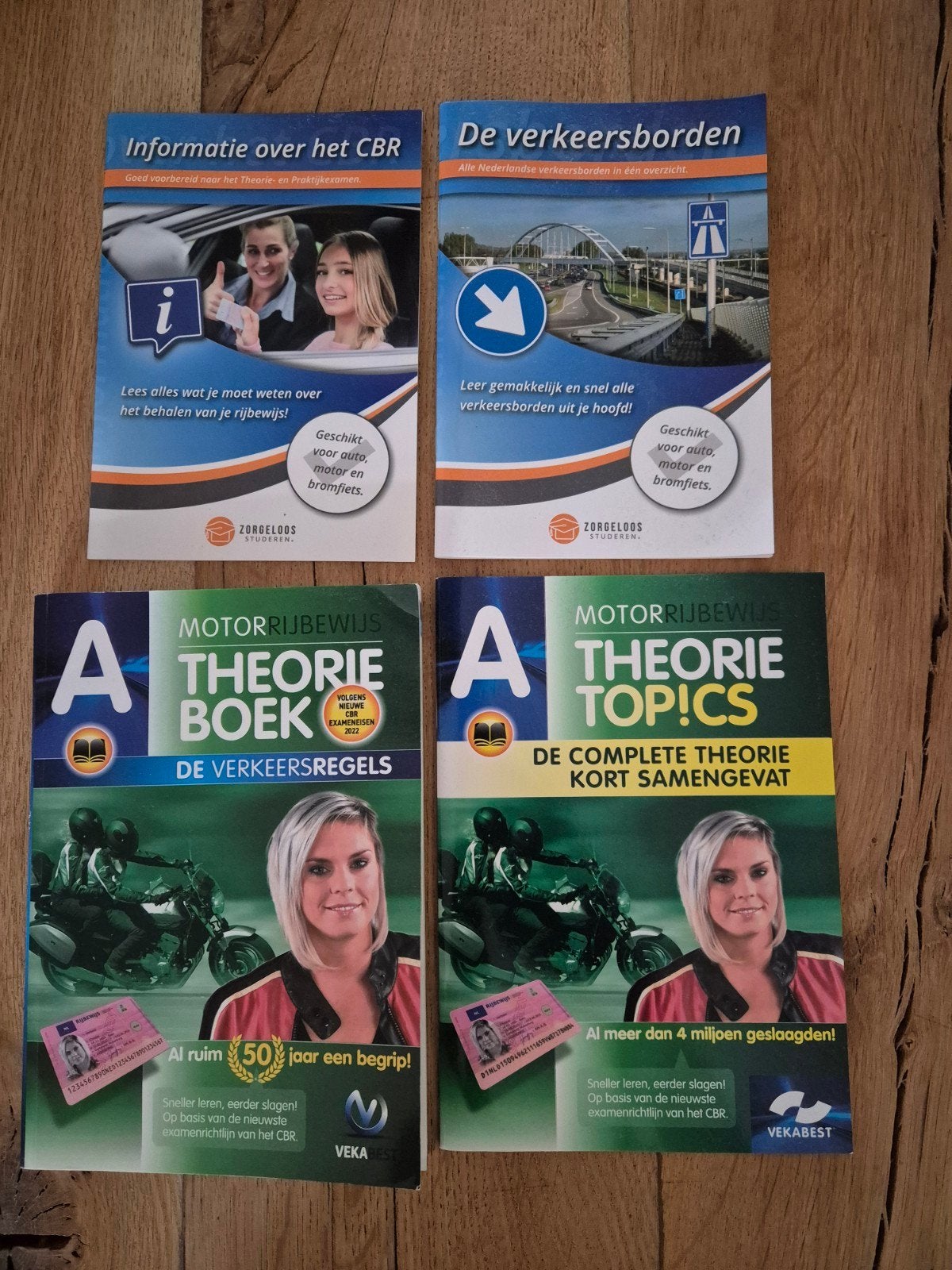 Motorrijbewijs Theorieboeken en CBR Informatie, Ophalen, Zo goed als nieuw, Overige niveaus, VekaBest