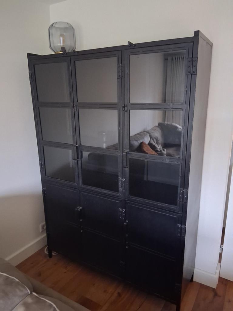Zwarte industriële stalen kast , metalen kast. Buffetkast, Met deur(en), 100 tot 150 cm, Ophalen of Verzenden, Zo goed als nieuw
