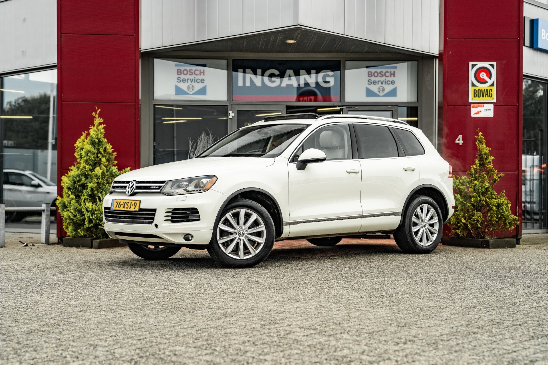Volkswagen Touareg 3.0 TSI Hybrid Highline | Pano | Trekhaak, Auto's, Volkswagen, Automaat, Euro 5, Gebruikt, Beige