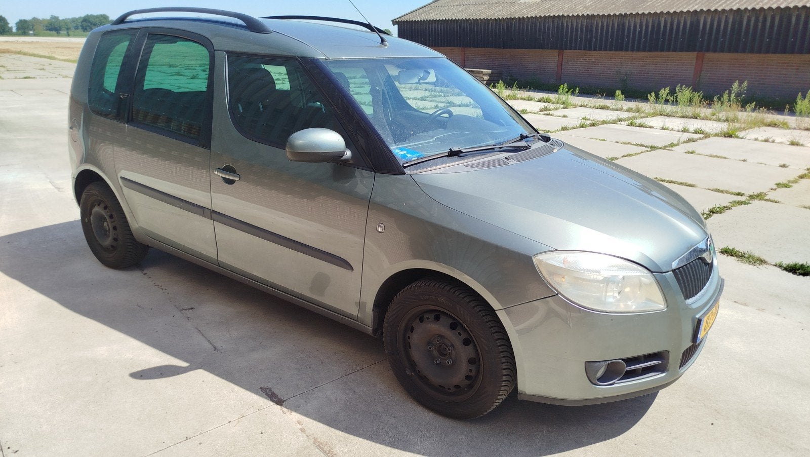 Skoda Roomster 1.4 16V  (vw caddy, Fabia), Voorwielaandrijving, Zwart, 4 cilinders, Roomster