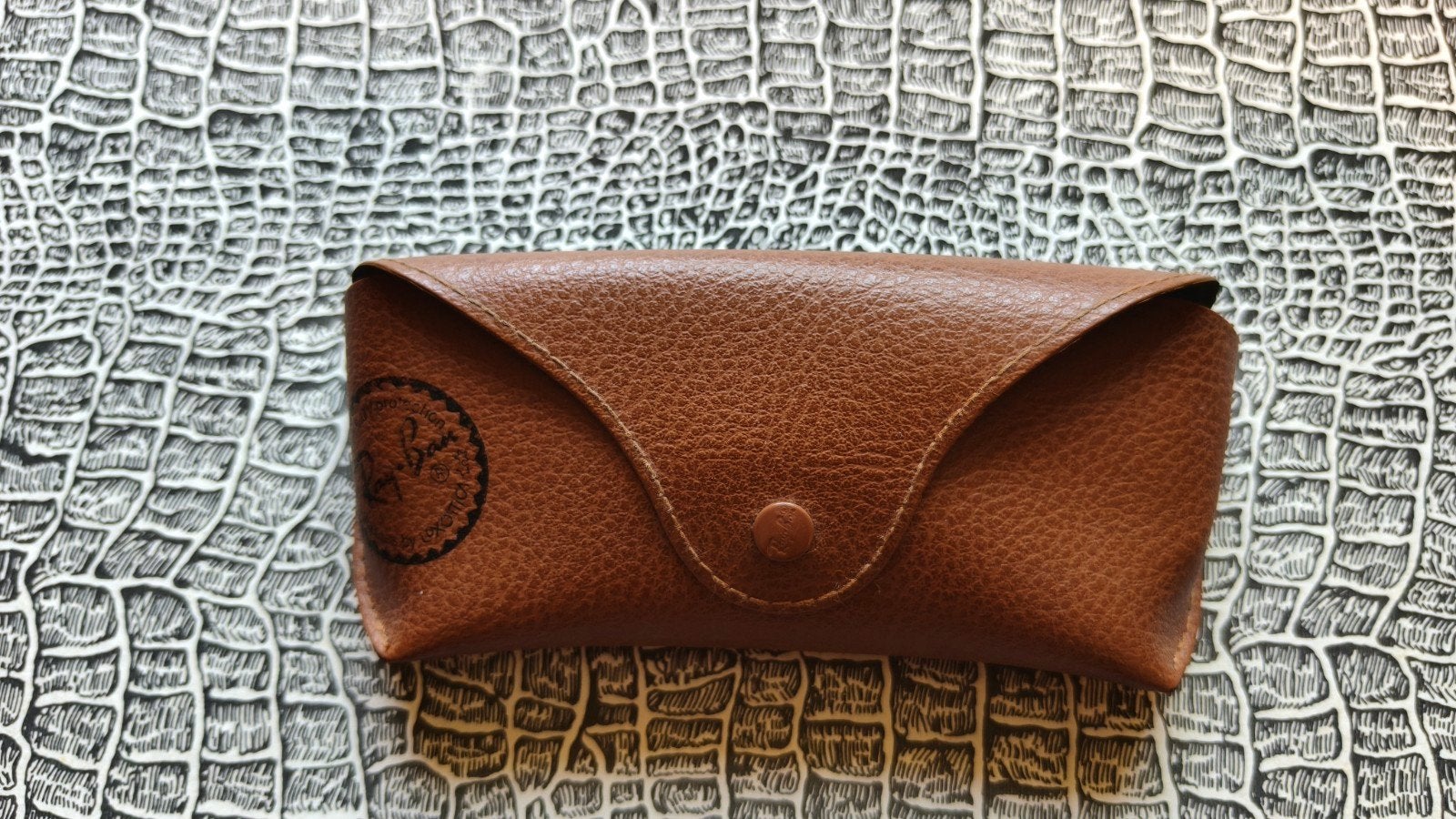Originele Ray Ban zonnebril hoes., Zonnebril, Zwart, Ophalen of Verzenden, Zo goed als nieuw