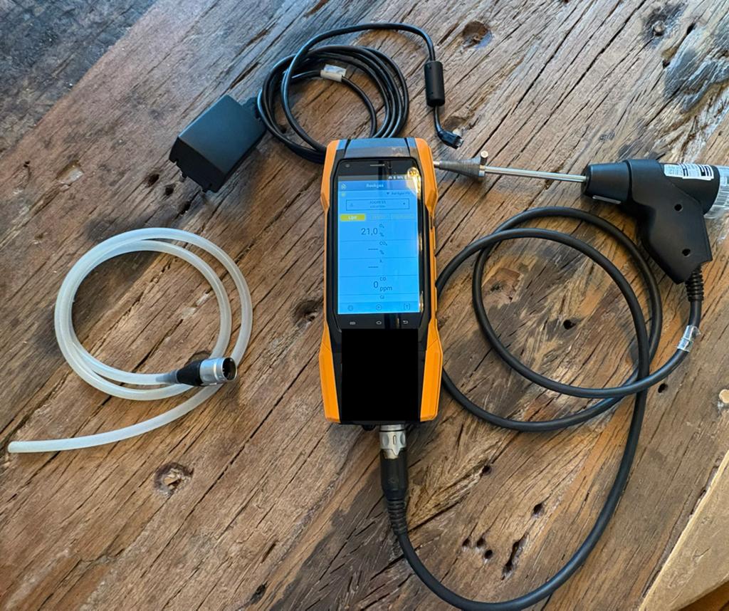 Testo 300 Rookgas analyse meter - compleet en gekeurd, Doe-het-zelf en Verbouw, Ophalen of Verzenden, Zo goed als nieuw, Overige meters