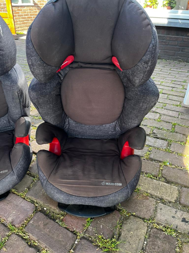 Auto stoel maxi cosi, Ophalen, Autogordel, 9 t/m 18 kg, Zo goed als nieuw