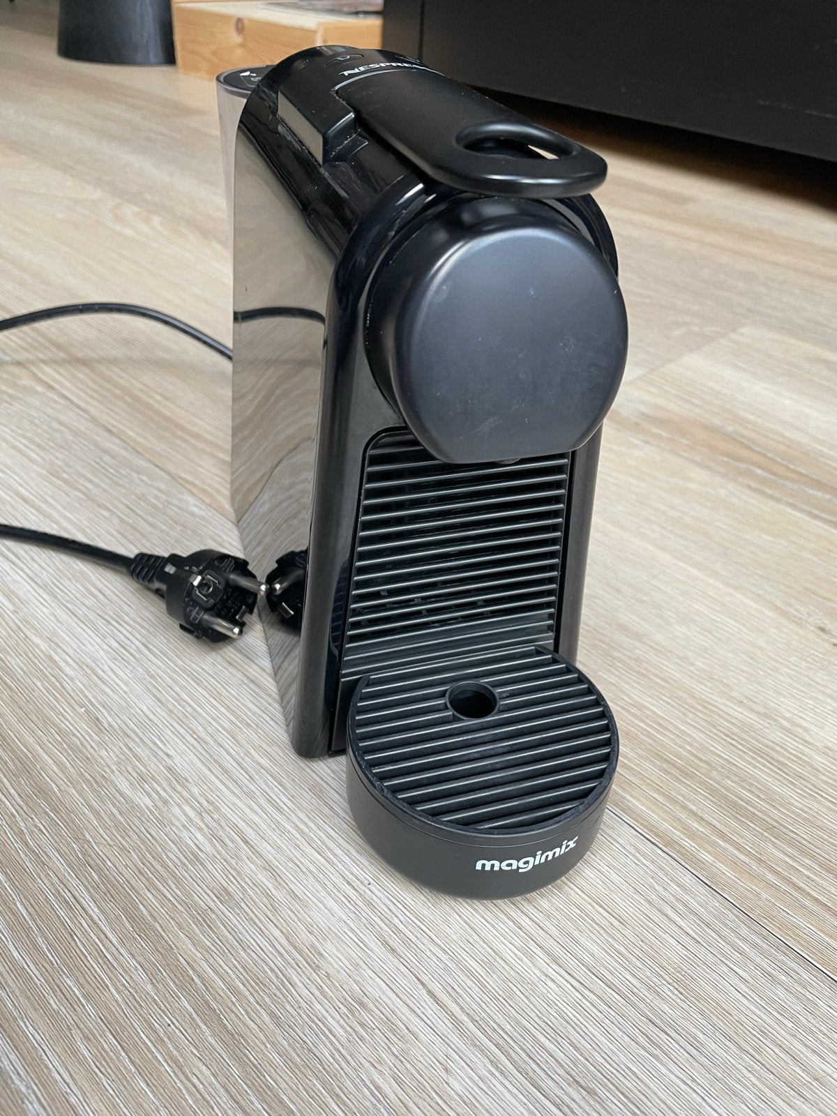 Nespresso Magimix koffiezetapparaat - Goede staat, Gebruikt, Espresso apparaat, Ophalen of Verzenden, 4 tot 10 kopjes