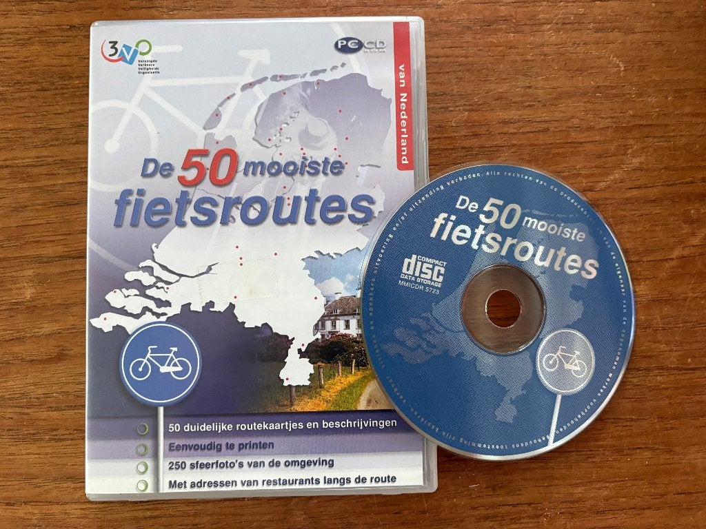 De 50 mooiste fietsroutes van Nederland pc cd rom, Ophalen of Verzenden, Zo goed als nieuw, Overige typen, Inclusief doosje