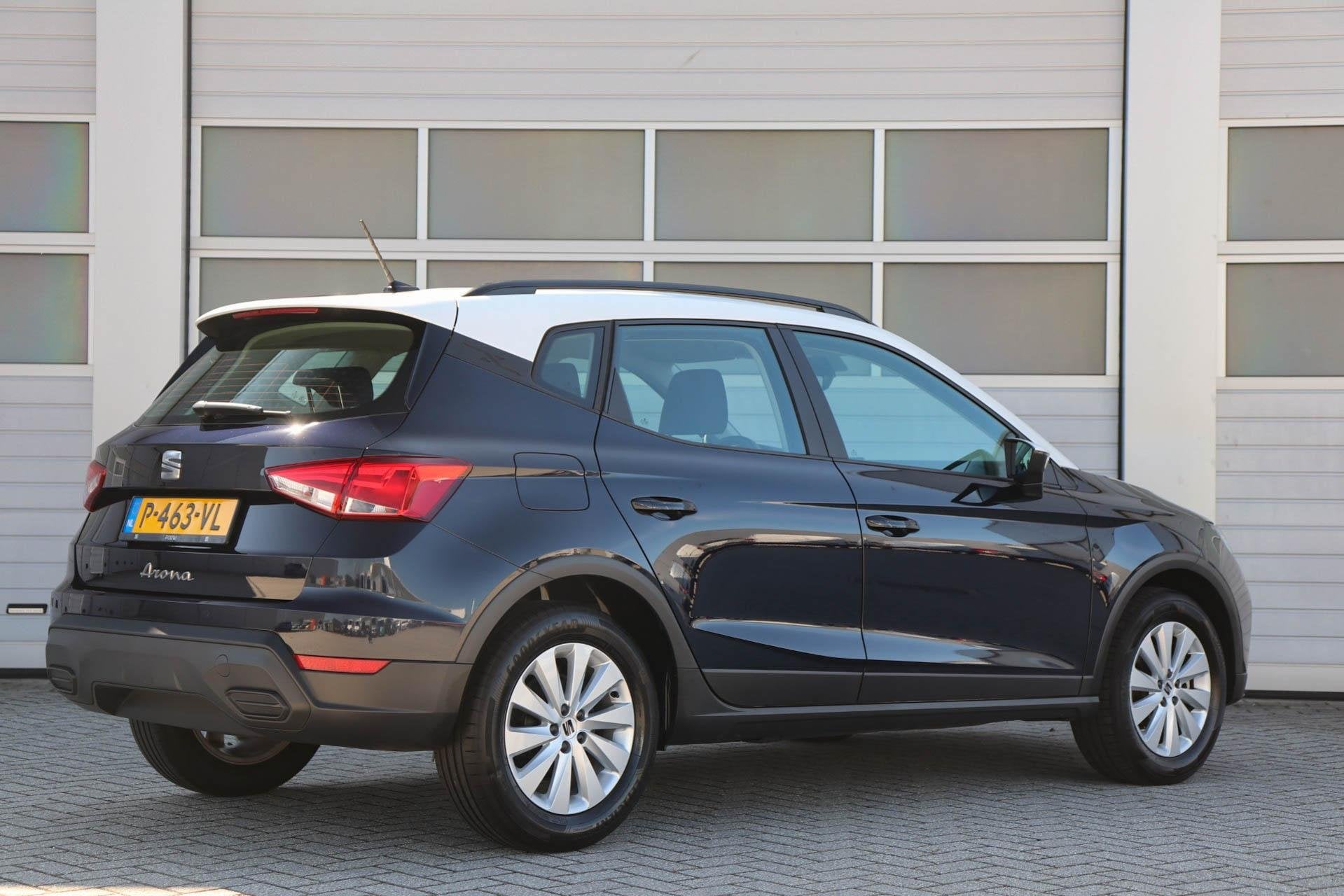 SEAT Arona 1.0 TSI 95pk Style | Full Link | Clima | Parkeers, Auto's, 12 maanden, Stof, Gebruikt, 95 pk