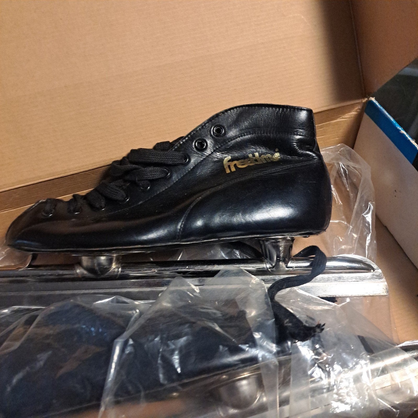 Freetime RENSCHAATSEN LAAG MODEL - Maat 39, Zo goed als nieuw, Noren, Ophalen, Overige merken
