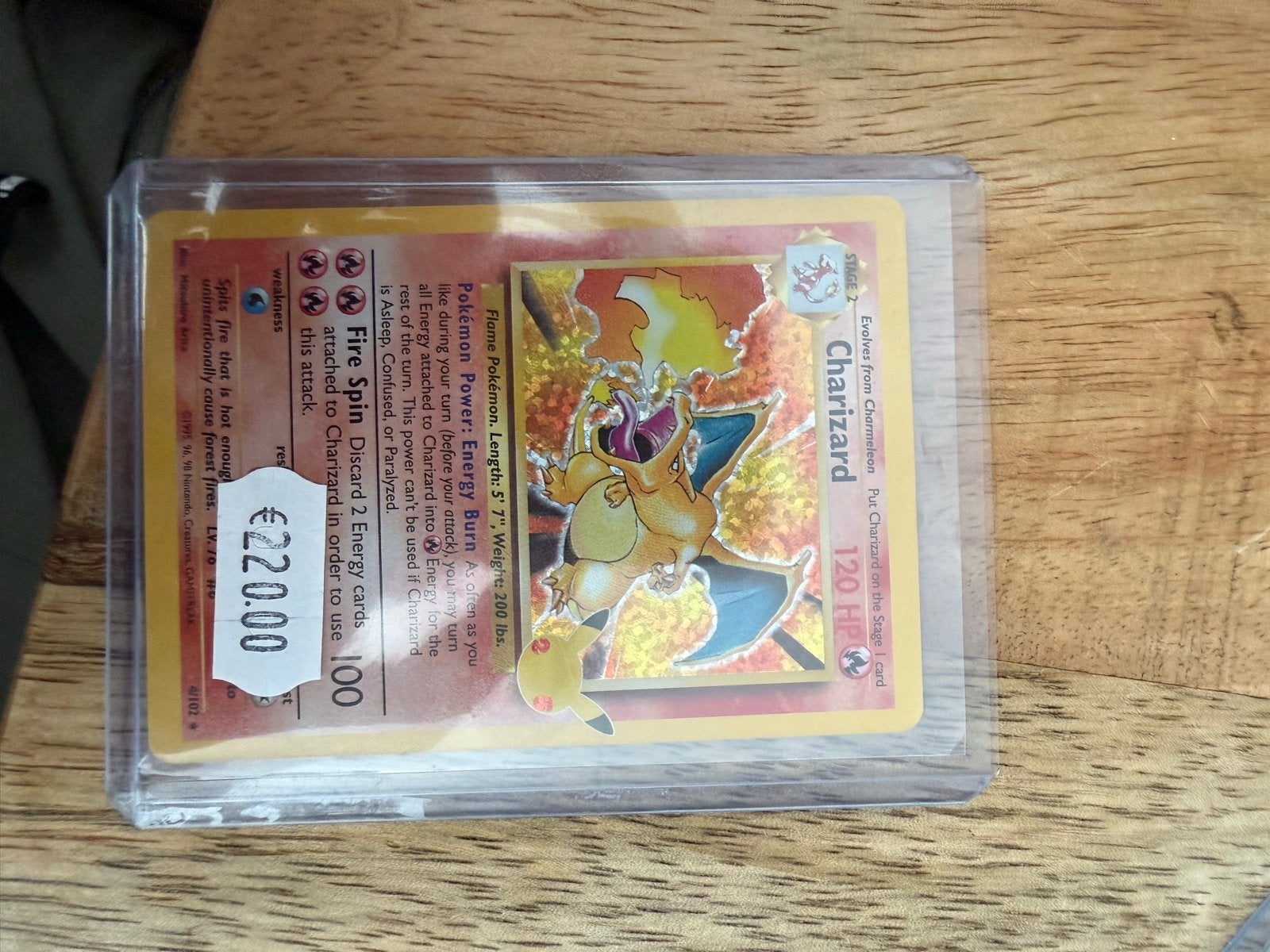 Pokémon Charizard 120 HP Kaart - Zeldzaam en Foil, Ophalen of Verzenden, Zo goed als nieuw, Losse kaart, Foil