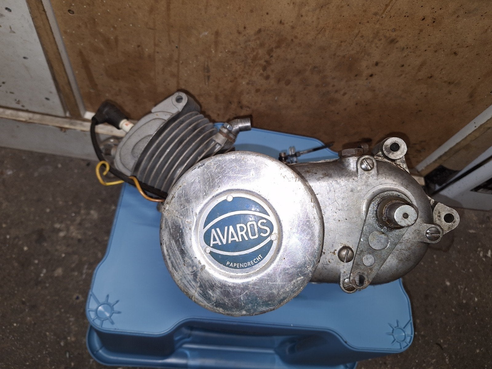 Te koop Avaros V2 blok, Fietsen en Brommers, Brommeronderdelen | Oldtimers, Ophalen, Gebruikt, Blok, Overige merken