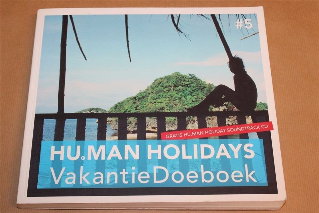 Hu.Man Holidays #5 — VakantieDoeboek Hans Ubbink 2007, Boeken, Ophalen of Verzenden, Gelezen, Overige onderwerpen
