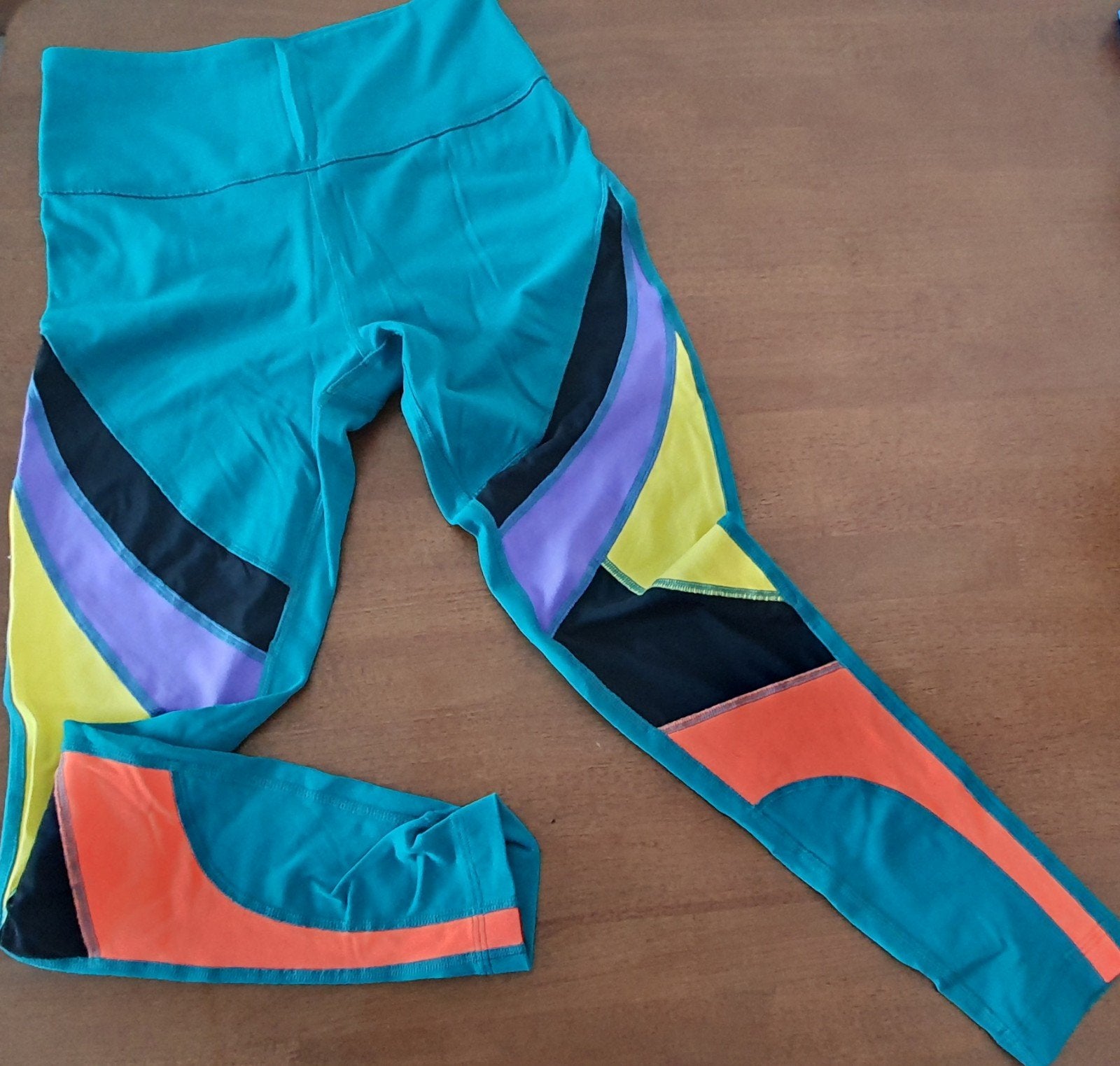 Zumba Wear Legging - Kleurrijk en Comfortabel, Maat 38/40 (M), Meerkleurig, Zumba Wear, Ophalen of Verzenden