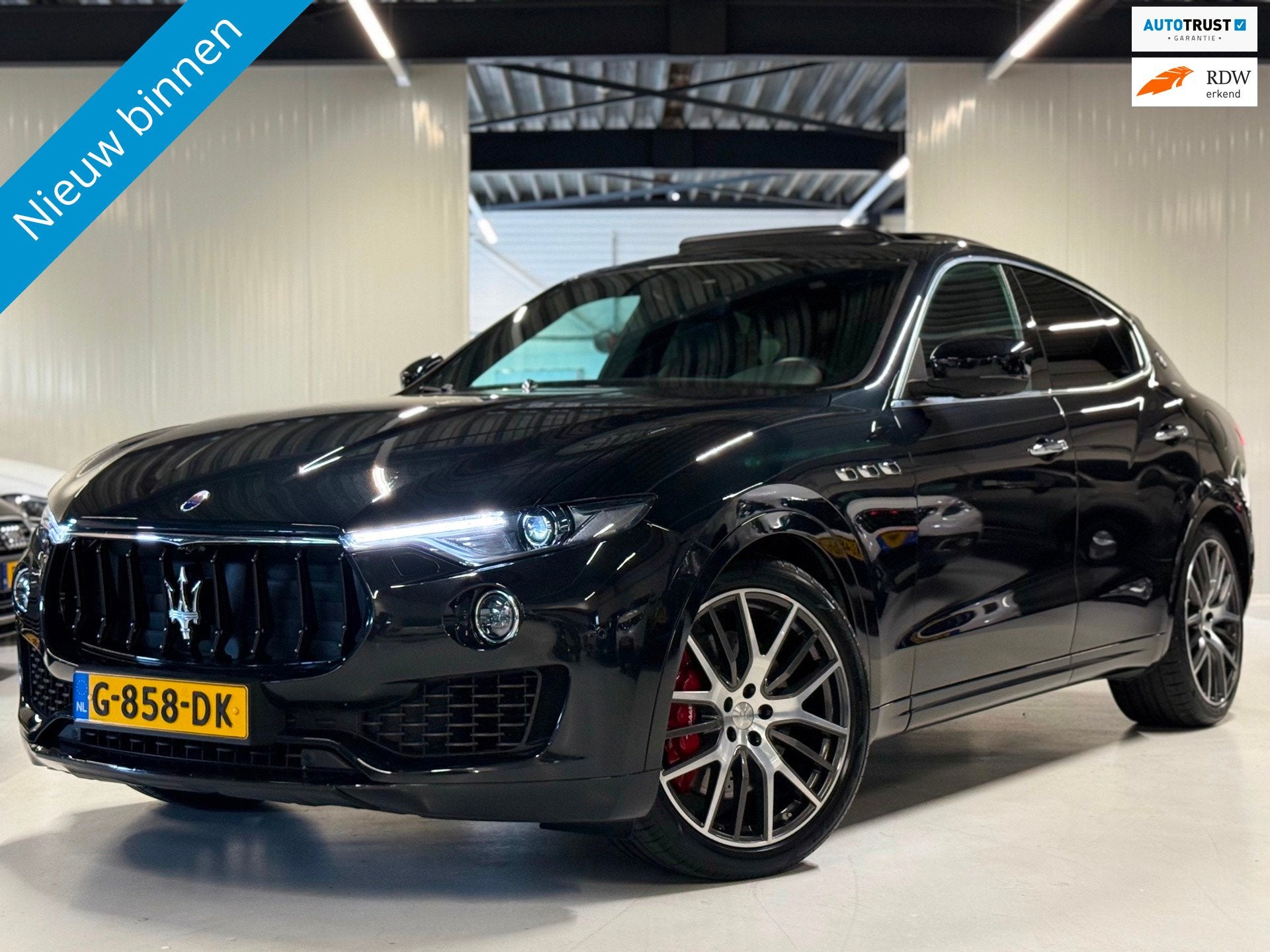 Maserati Levante 3.0 V6 S 430PK AWD GranLusso|Dealer onderho, 430 pk, Gebruikt, 138 €/maand, 2084 kg