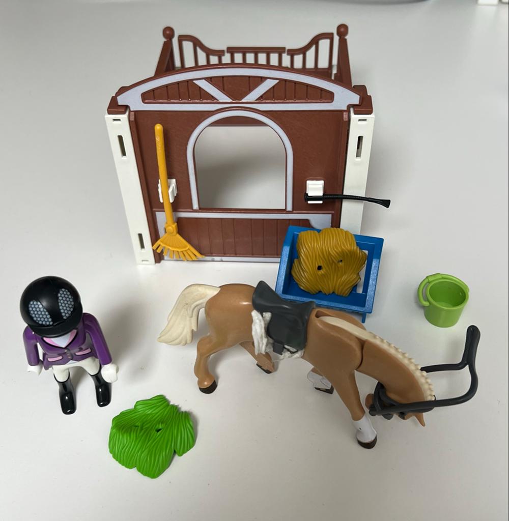 Playmobil Warmbloedpaard met paardenbox - 5520, Ophalen of Verzenden, Zo goed als nieuw