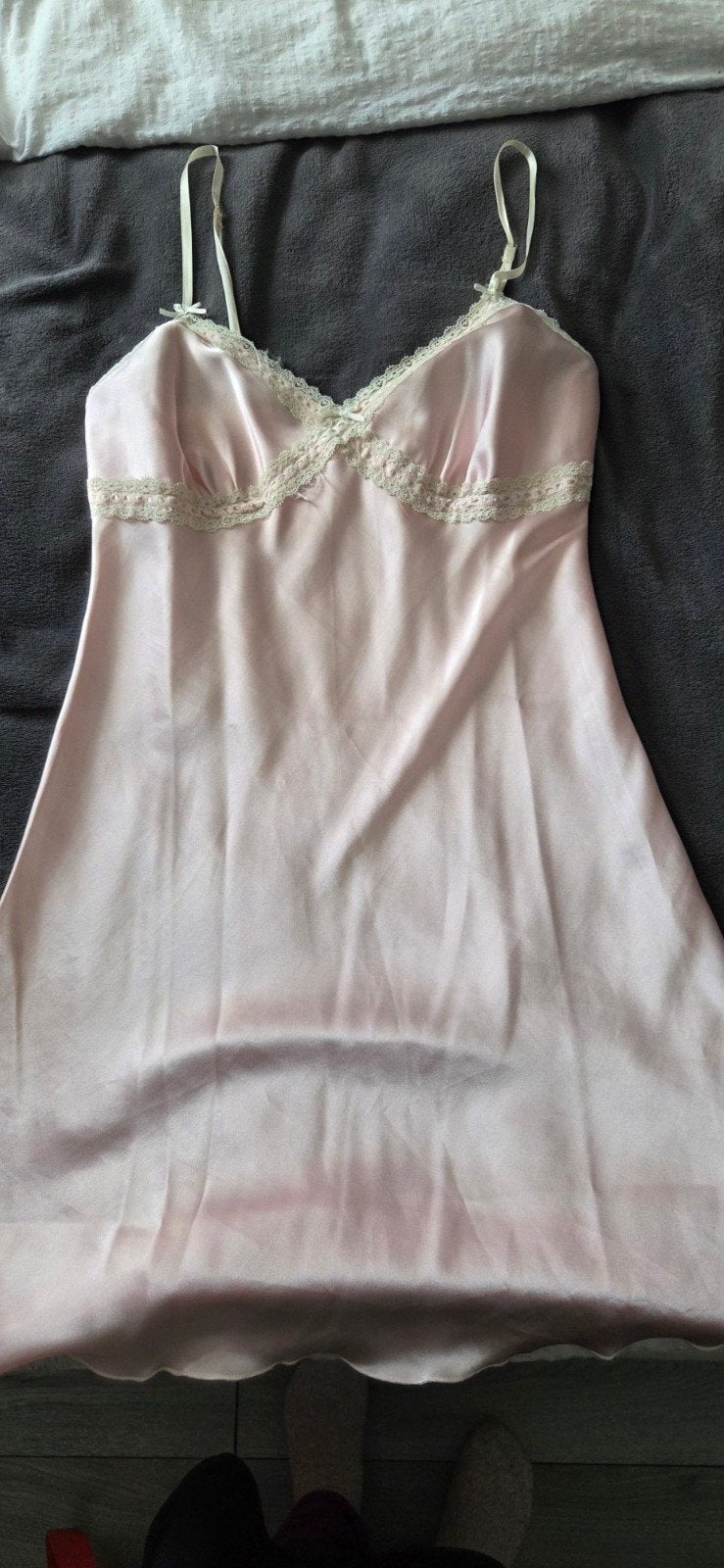 Roze Satijnen Nachtjapon met Kant - S'livera, S'livera, Ophalen of Verzenden, Roze, Nachtkleding